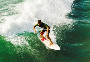 jinnianhui-巅峰对决星光闪耀 核心球员率队夺关键胜利